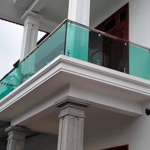 Lan can kính không tay vịn