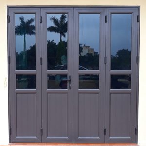 Cửa đi nhôm kính Xingfa 4 cánh dùng kính phản quang