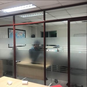 Vách ngăn nhôm kính văn phòng